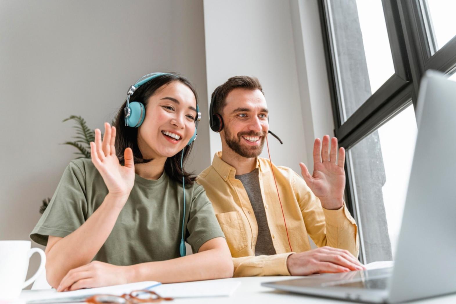 Ambiente de trabalho com análise de dados financeiros